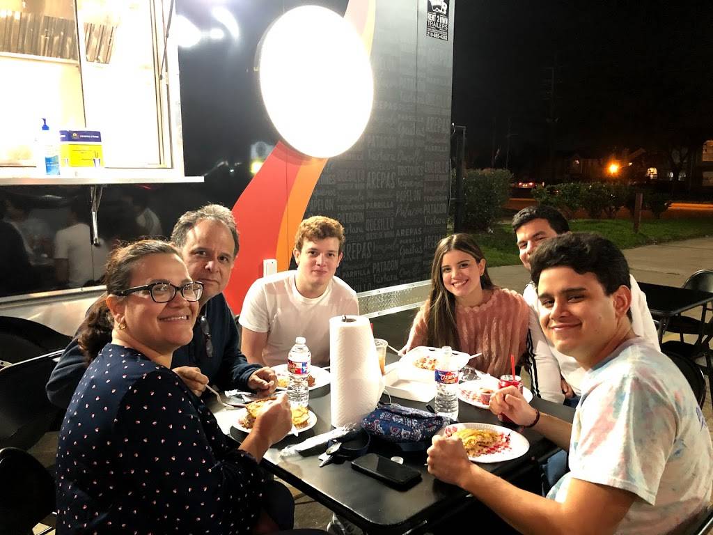 Pa Maracaibo | restaurant | 1012 S Mason Rd, Katy, TX 77450, USA | 9292883713 OR +1 929-288-3713