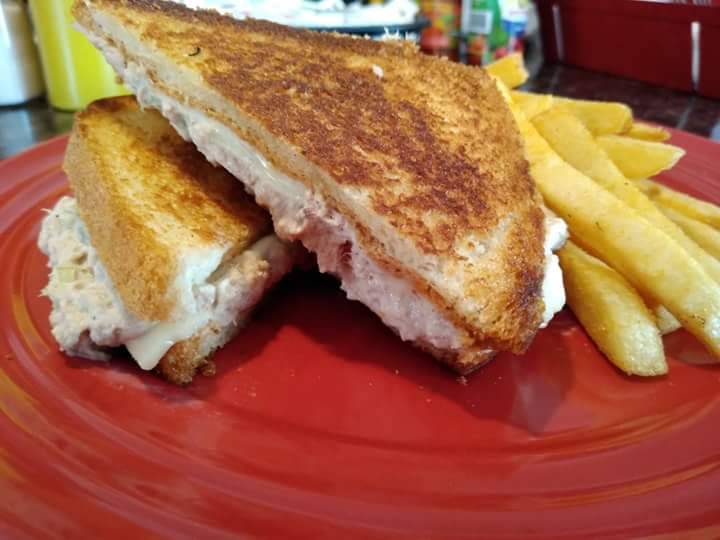 Richies Jerk&BBQ | restaurant | 35 Washington St, Sanford, ME 04073, USA | 2072066654 OR +1 207-206-6654