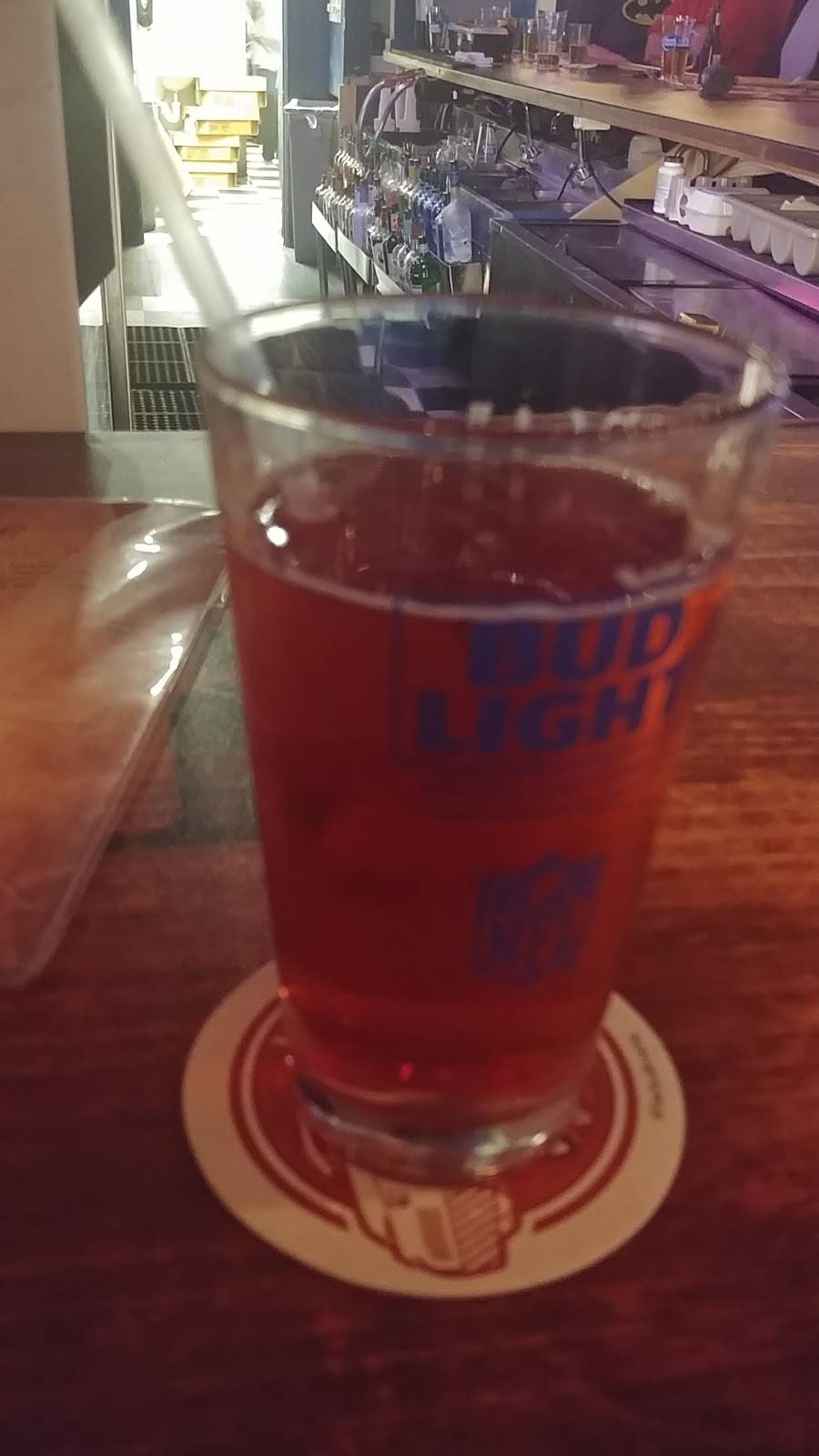 Northside Bar & Grill | restaurant | 7526 Shadeland Ave, Indianapolis, IN 46250, USA | 3175858980 OR +1 317-585-8980