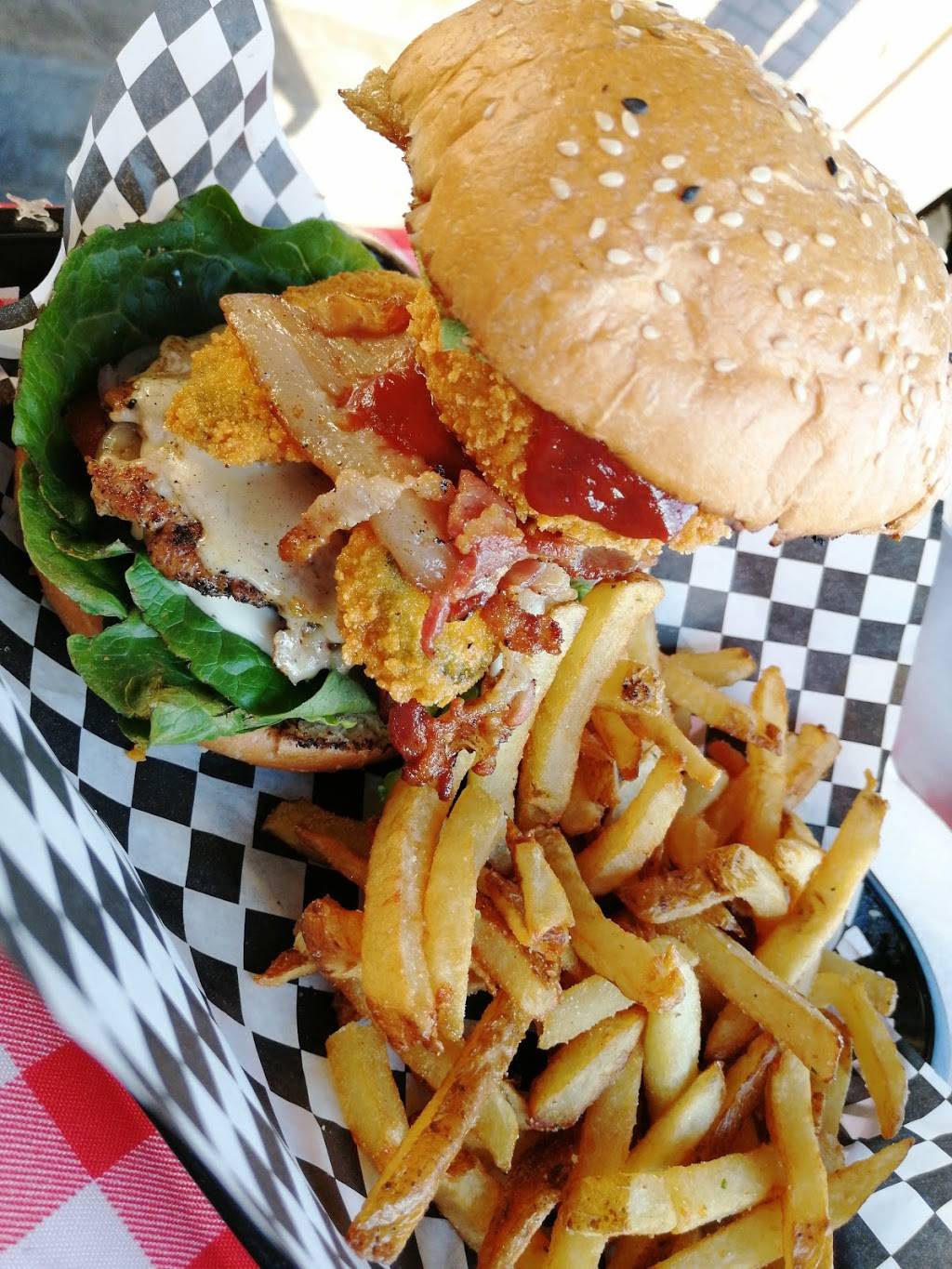 MASTER BURGER ROSARITO | restaurant | 22707, calle marte r gomez, colonia Mazatlan, Amp Mazatlan, 22707 Rosarito, B.C., Mexico | 016616137693 OR +52 661 613 7693