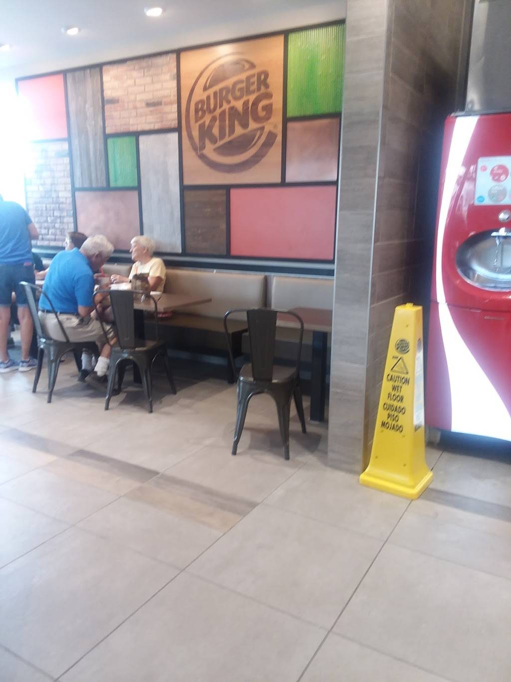 Burger King | restaurant | 5093 College Corner Pike, Oxford, OH 45056, USA | 5135236832 OR +1 513-523-6832