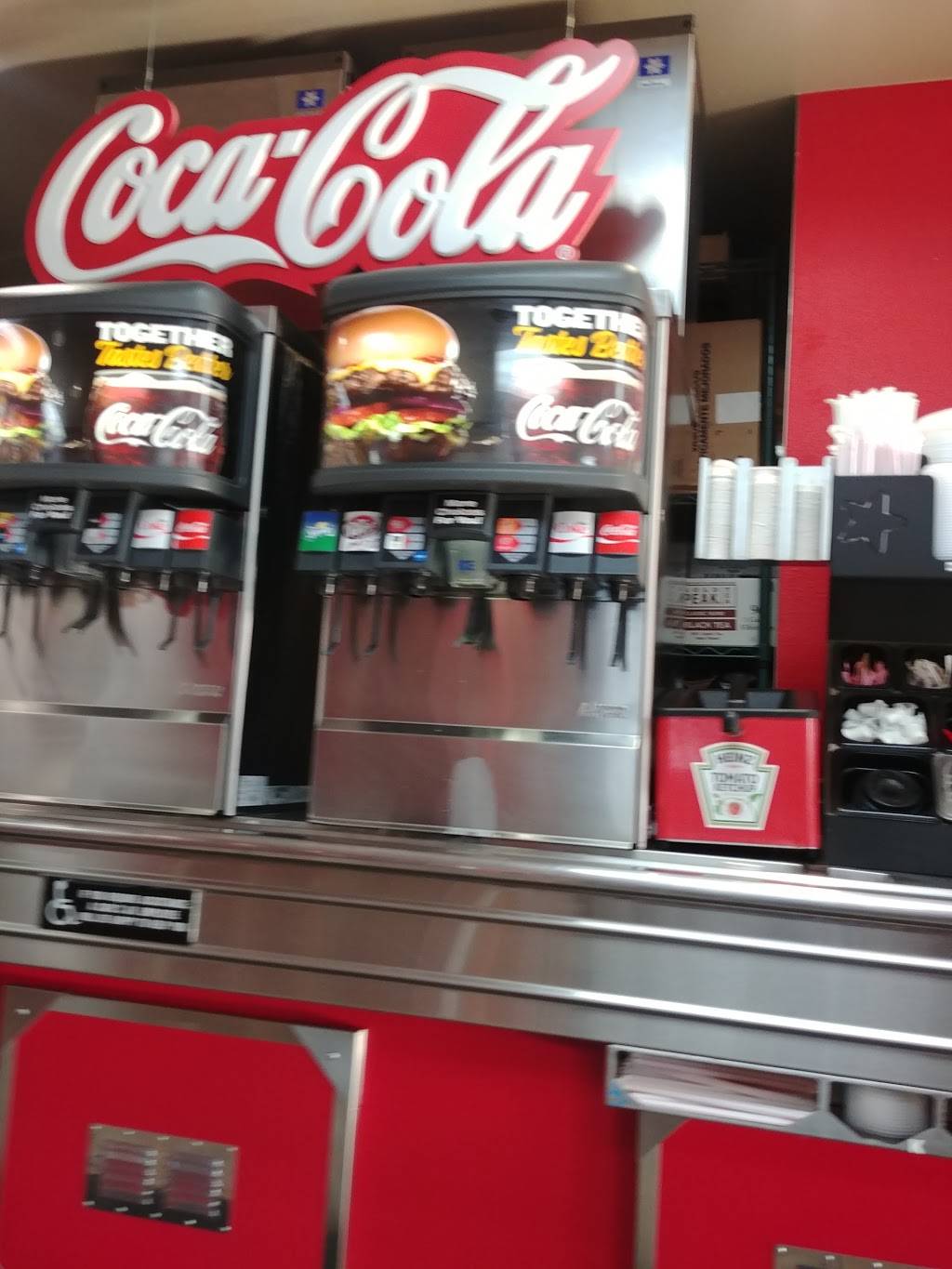 Carls Jr. | restaurant | 2241 Del Paso Rd, Sacramento, CA 95835, USA | 9169286091 OR +1 916-928-6091