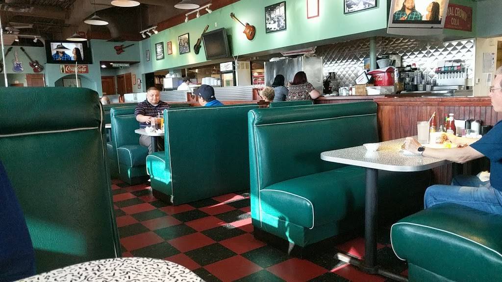 Avalon Diner | restaurant | 12810 Southwest Fwy, Stafford, TX 77477, USA | 2812400213 OR +1 281-240-0213