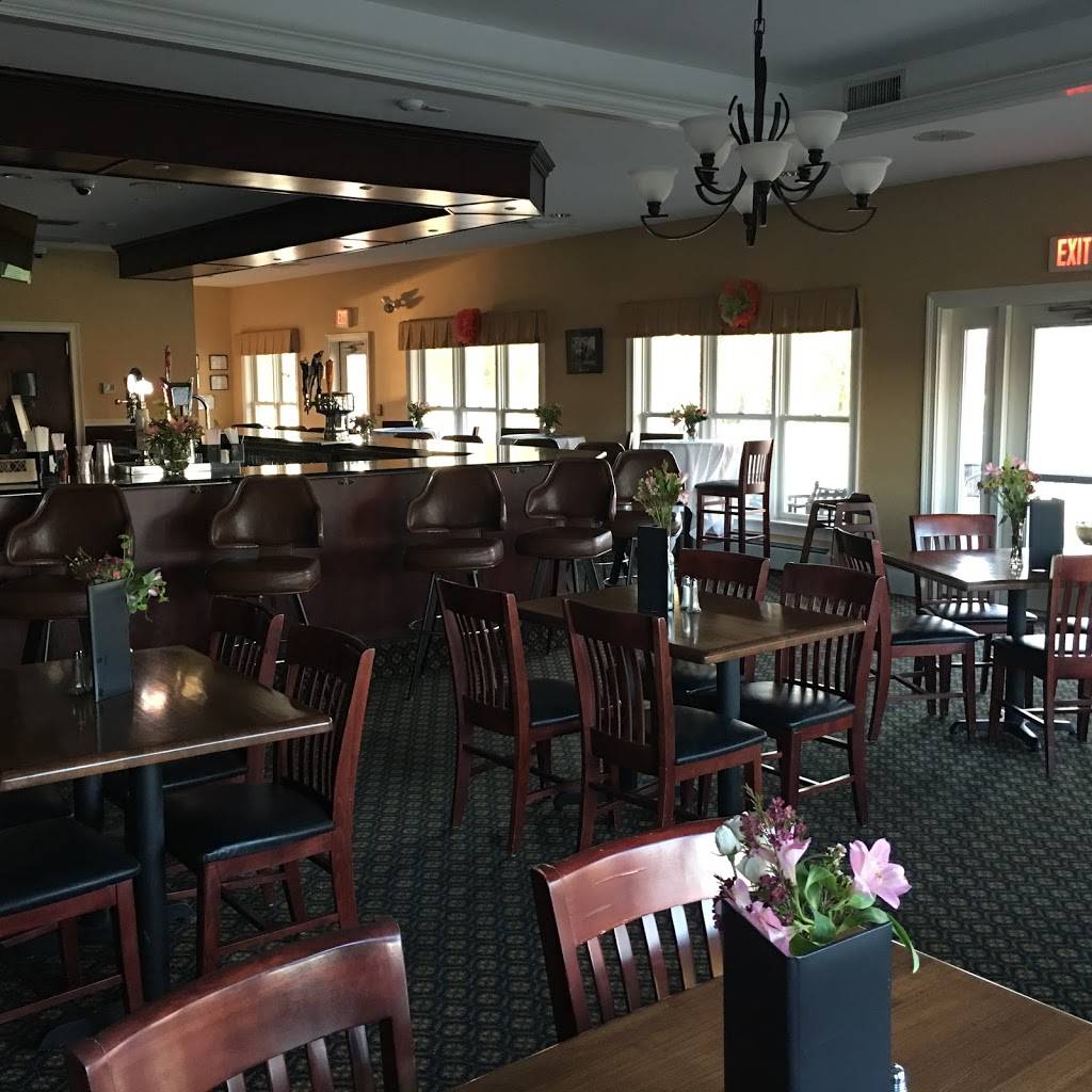 Laurel Lane Country Club | restaurant | 309 Laurel Ln, West Kingston, RI 02892, USA | 4017833844 OR +1 401-783-3844