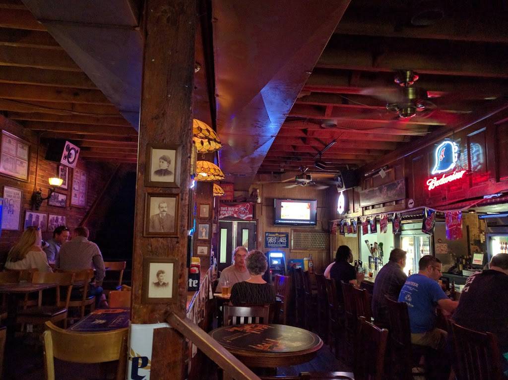 Johnnys Little Bar | restaurant | 614 Frankfort Ave, Cleveland, OH 44113, USA | 2168612166 OR +1 216-861-2166