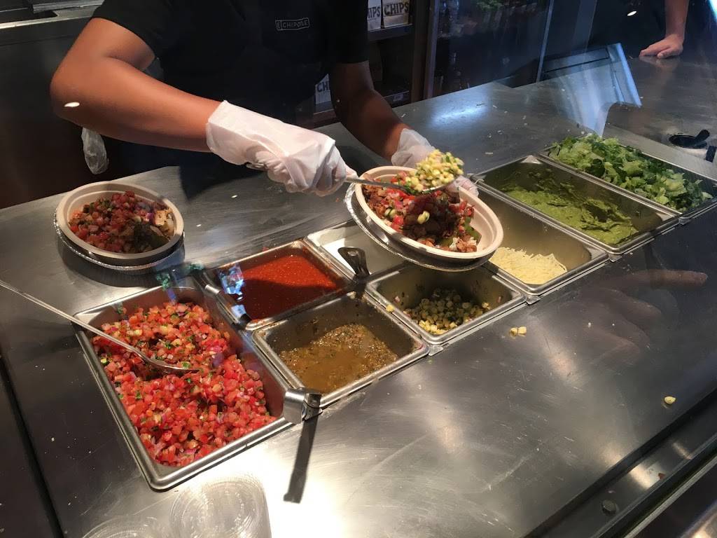 Chipotle Mexican Grill | restaurant | 10385 S De Anza Blvd, Cupertino, CA 95014, USA | 4082525421 OR +1 408-252-5421