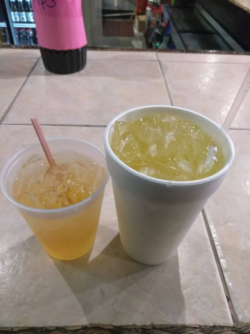 Shooters Sports Bar | restaurant | 821 Allison-Bonnett Memorial Dr, Hueytown, AL 35023, USA | 2057442277 OR +1 205-744-2277