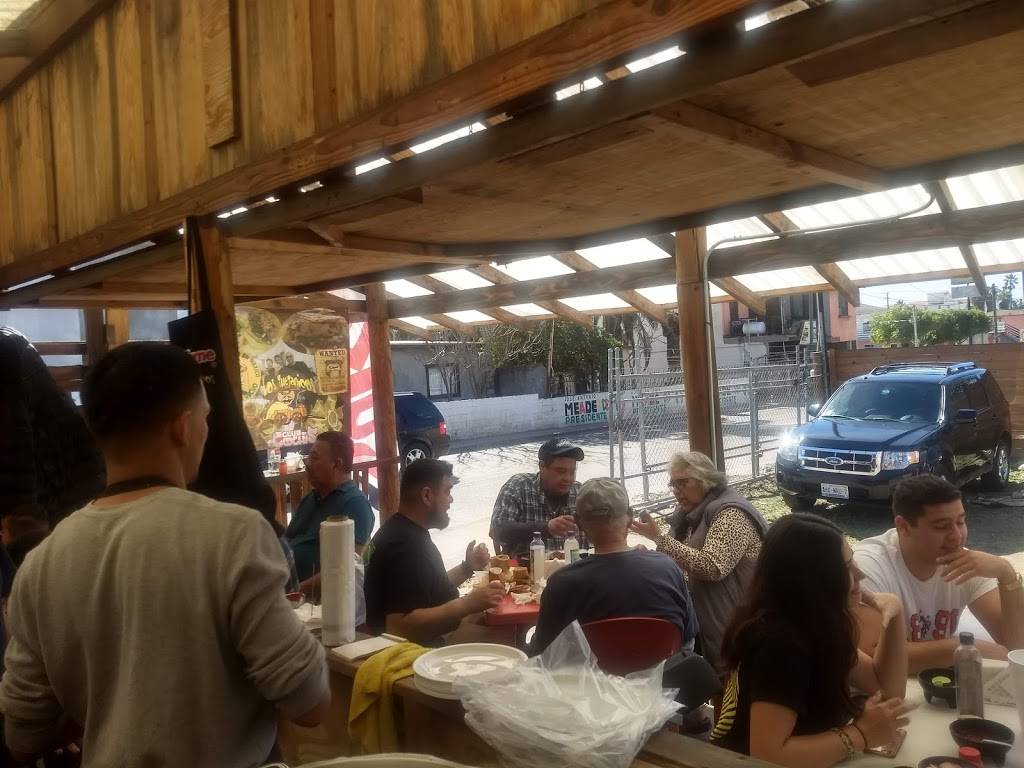 Los Tuetanicos BIRRIERIA 2 | restaurant | Mar Mediterráneo, Centro Carretera, 22710 Rosarito, B.C., Mexico | 526648108933 OR +52 664 810 8933