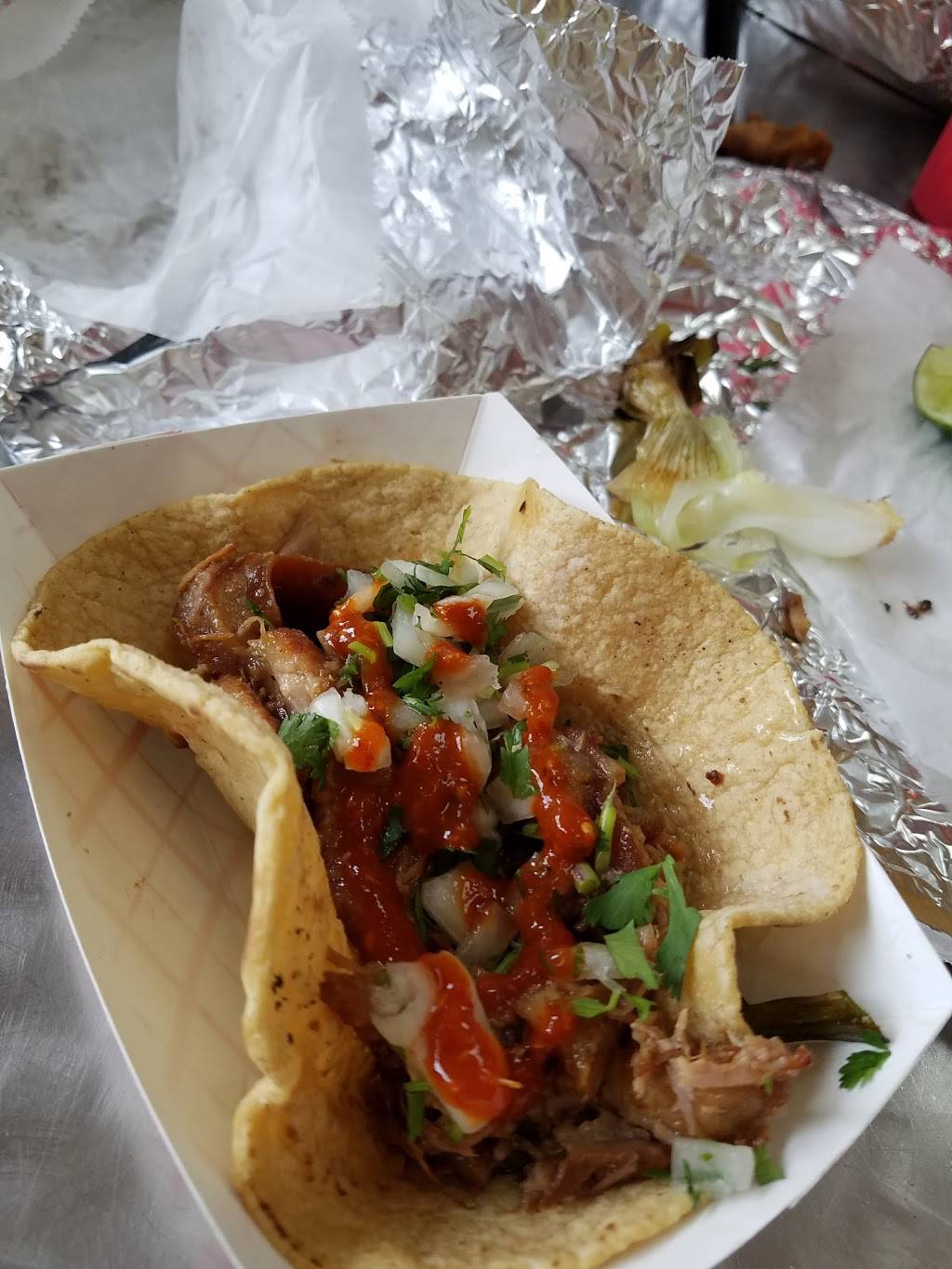 Carnitas Don Alfredo | restaurant | 2501 Lake St, Melrose Park, IL 60160, USA | 7083380844 OR +1 708-338-0844