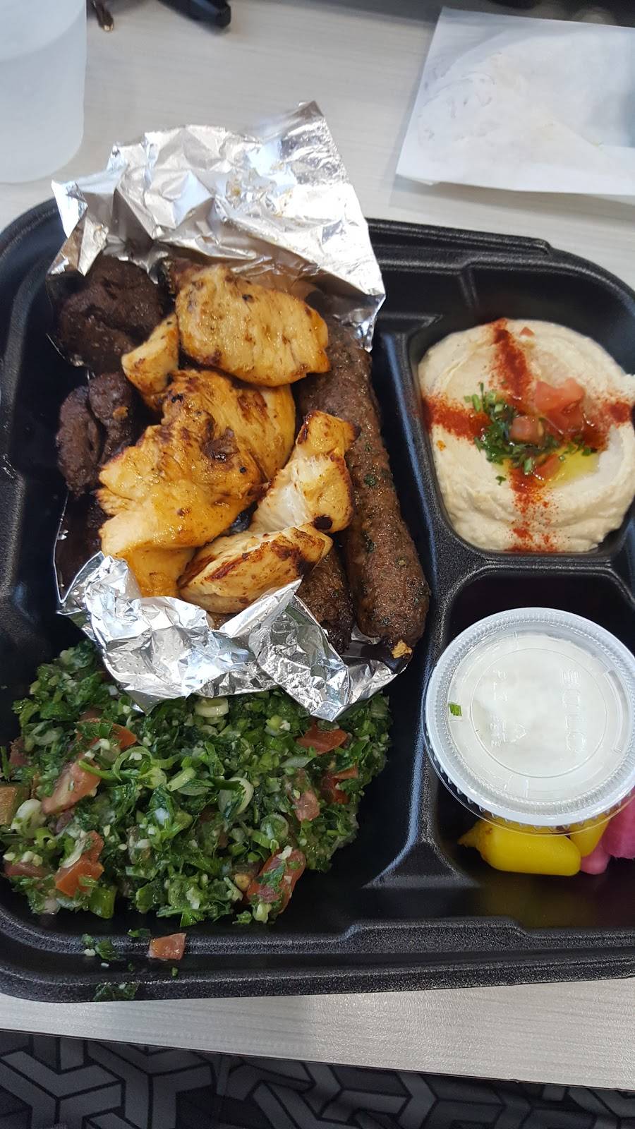 Zaky Mediterranean Grill | restaurant | 806 S Indian Hill Blvd, Claremont, CA 91711, USA | 9096268009 OR +1 909-626-8009