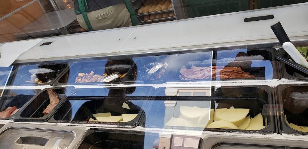 Subway | meal takeaway | 455 N Alafaya Trl Room M10, Orlando, FL 32828, USA | 4072072088 OR +1 407-207-2088