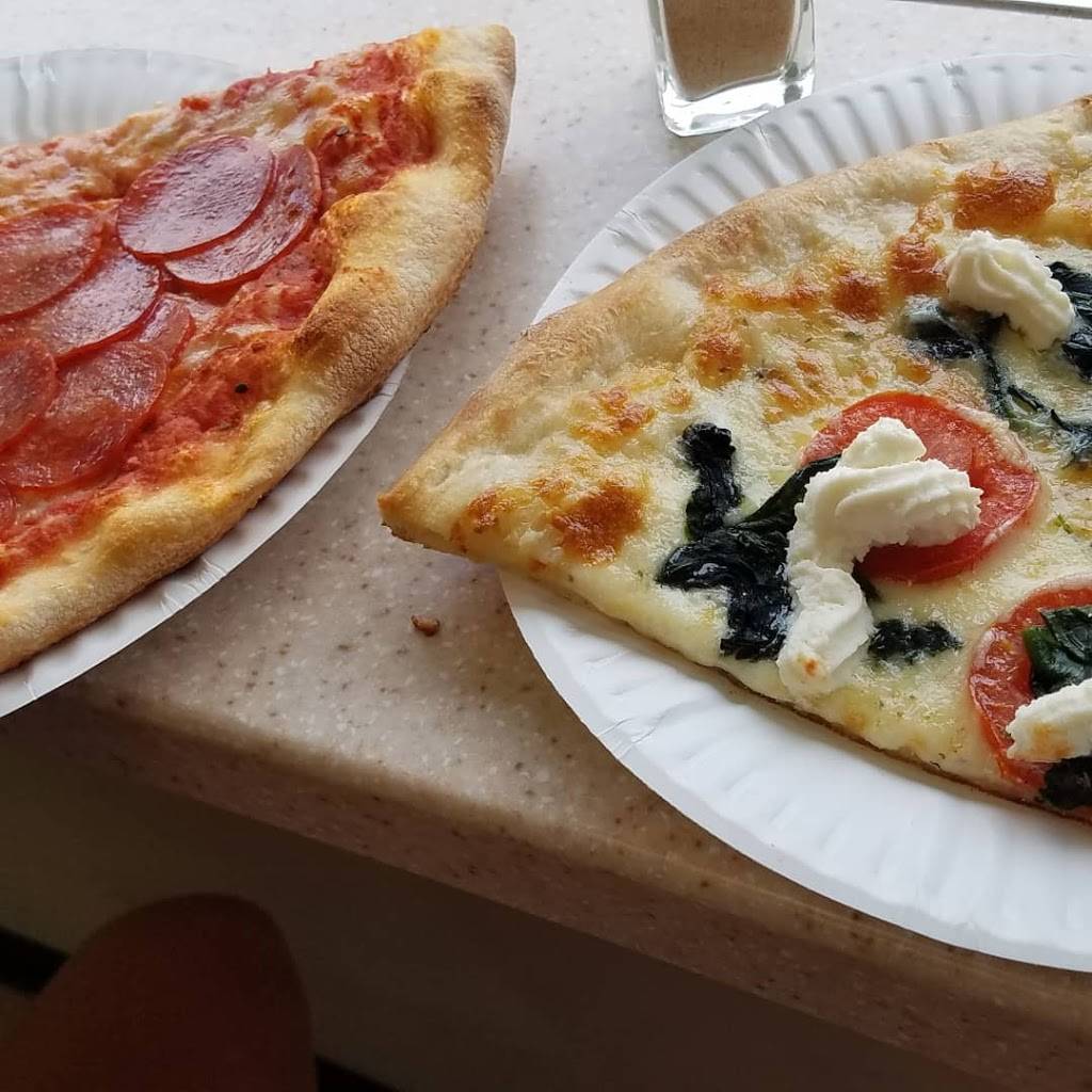 Pomodoro Pizzeria | meal takeaway | 101 Garfield Pkwy, Bethany Beach, DE 19930, USA | 3025371359 OR +1 302-537-1359