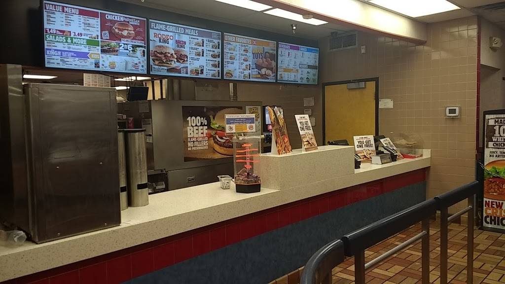 Burger King | restaurant | 455 S Robert St, St Paul, MN 55107, USA | 6512280016 OR +1 651-228-0016