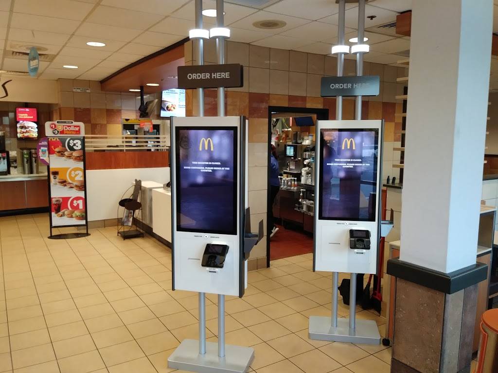 McDonalds | cafe | 825 W Warner Rd, Gilbert, AZ 85233, USA | 4809265449 OR +1 480-926-5449