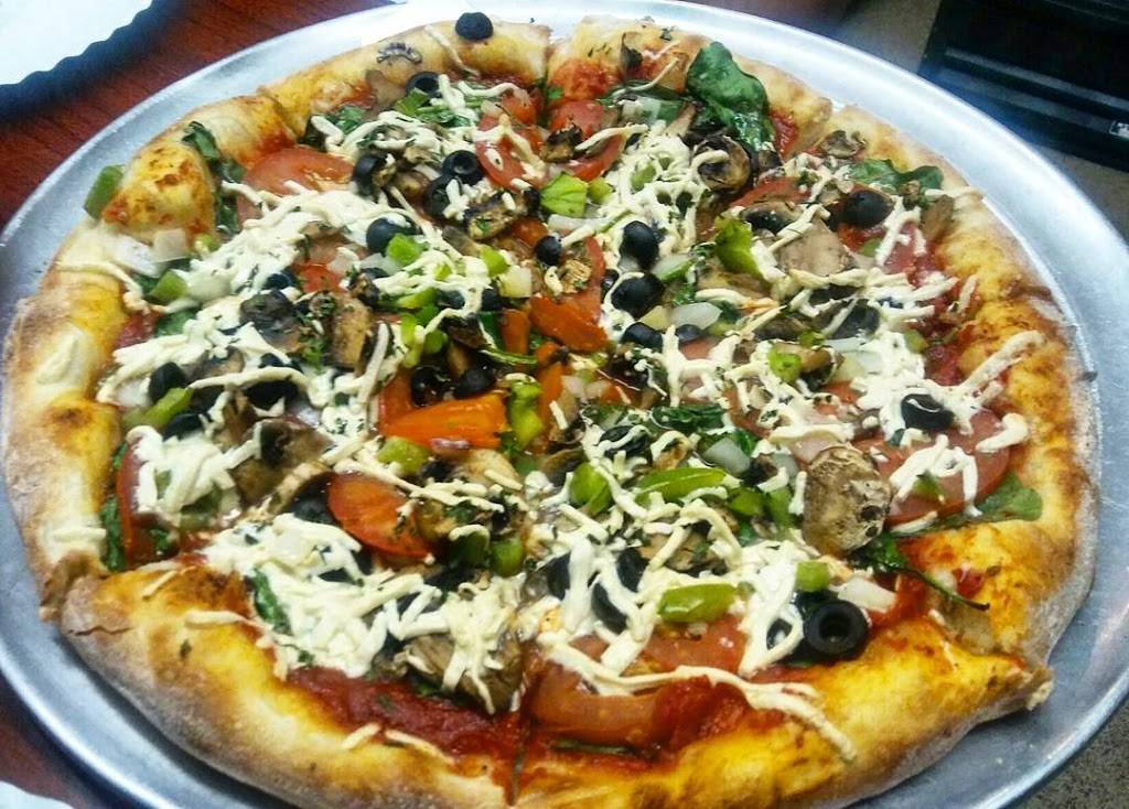 Ozona Pizza | restaurant | 404 Orange St, Palm Harbor, FL 34683, USA | 7277869662 OR +1 727-786-9662