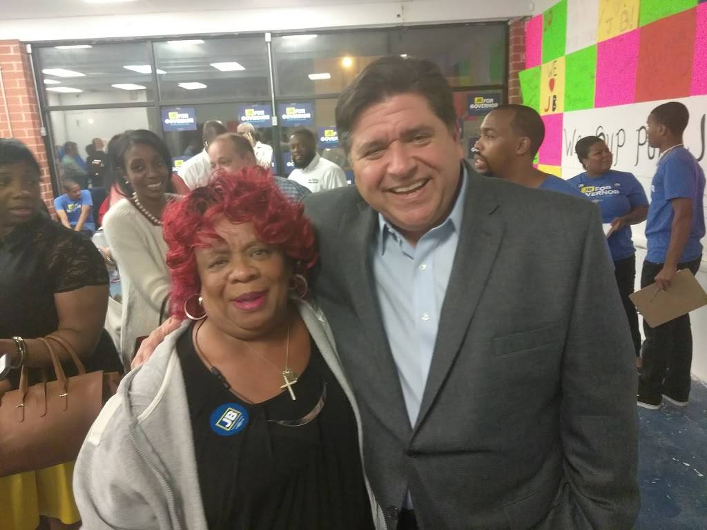 Wendys | restaurant | 758 W 117th St, Chicago, IL 60628, USA | 7732647920 OR +1 773-264-7920