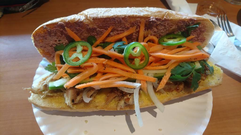 Sun Vietnamese Restaurant | restaurant | 699 Forest Ave, Portland, ME 04103, USA | 2076139036 OR +1 207-613-9036