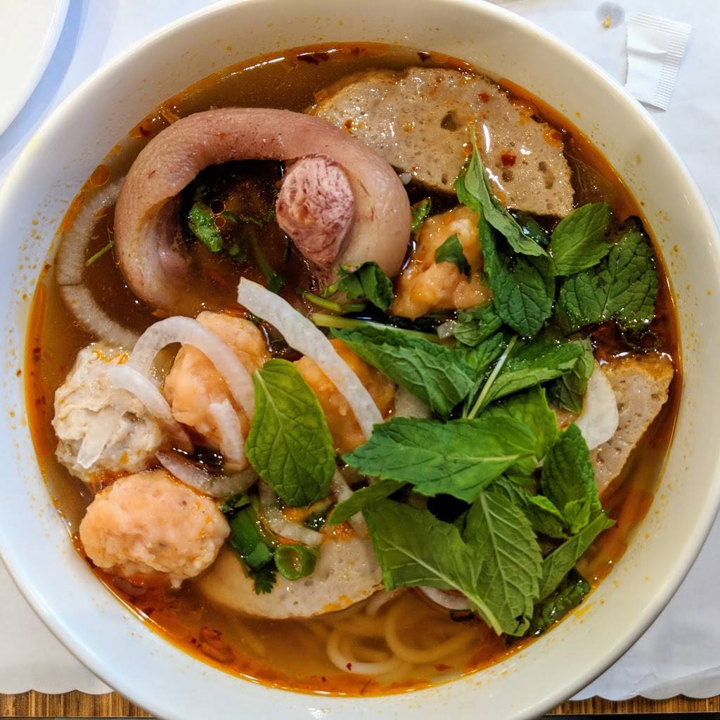 Brodard Restaurant | bakery | 16105 Brookhurst St, Fountain Valley, CA 92708, USA | 6572474401 OR +1 657-247-4401