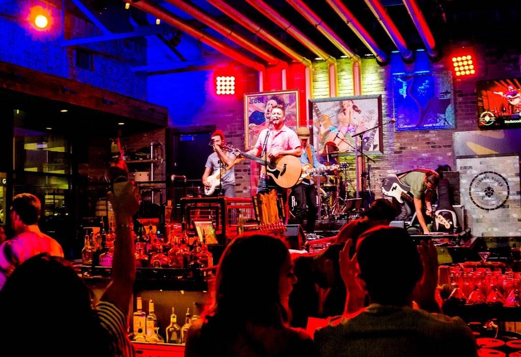 Copper Blues Rock Pub + Kitchen | restaurant | 591 Collection Blvd, Oxnard, CA 93036, USA | 8054575551 OR +1 805-457-5551