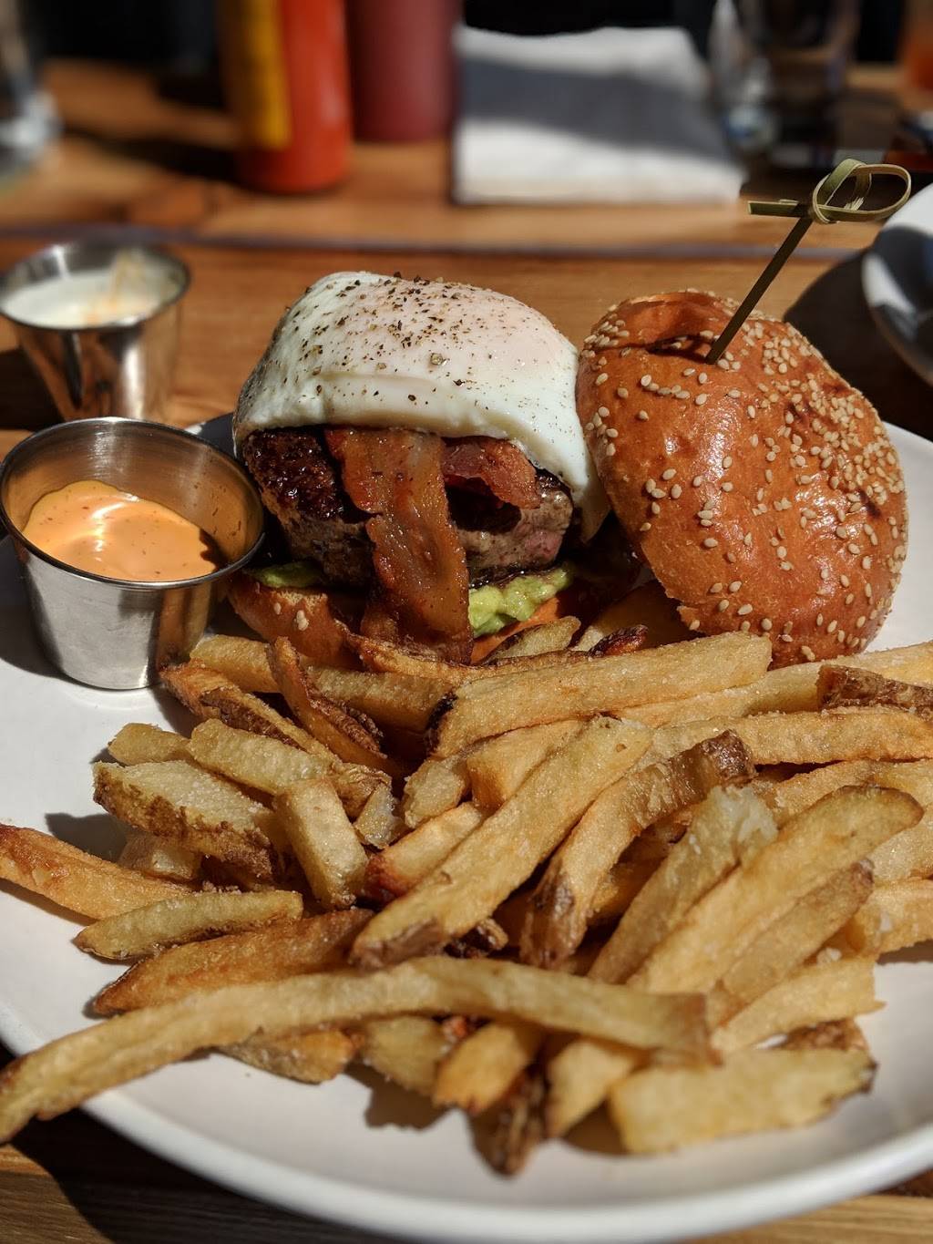 Coopers Craft & Kitchen | restaurant | 169 8th Ave, New York, NY 10011, USA | 6466617711 OR +1 646-661-7711