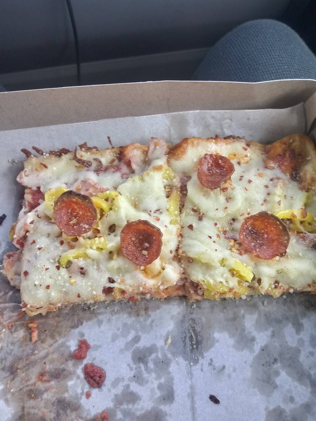 DiCarlos Pizza | Dallas Pike | meal delivery | 93 Coventry Road, Valley Grove, WV 26060, USA | 3045470591 OR +1 304-547-0591