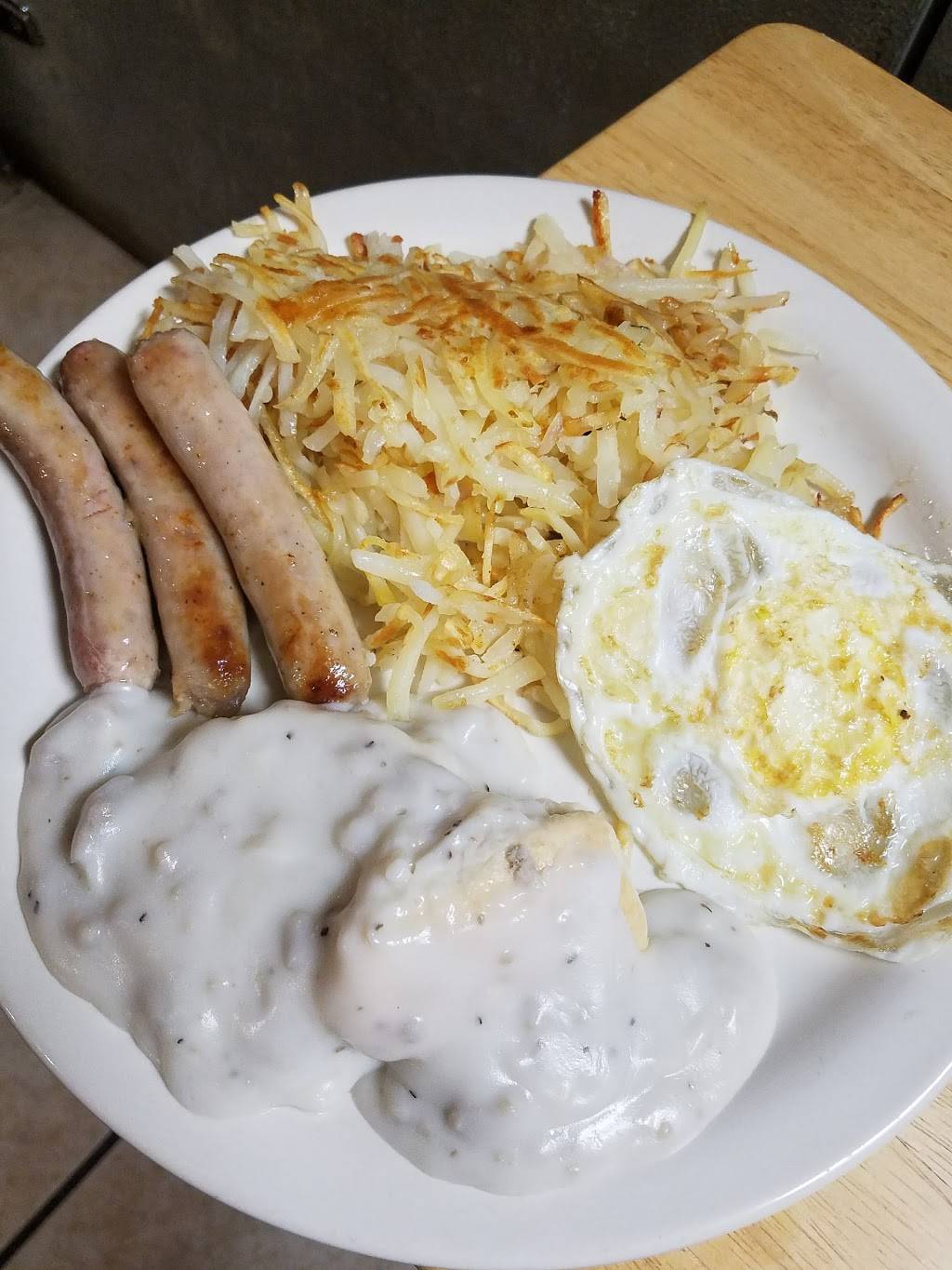 Booz Bar and Grill | restaurant | 414 Main St, Knapp, WI 54749, USA | 7156652215 OR +1 715-665-2215