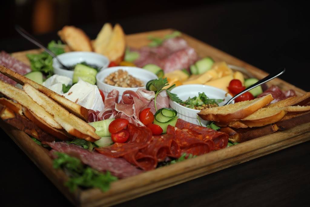 Smics Bar Sacramento | night club | 1200 K St Suite 8, Sacramento, CA 95814, USA | 9162284518 OR +1 916-228-4518