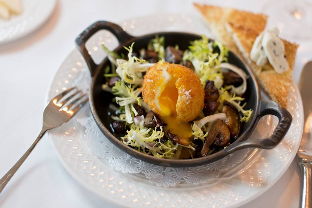 Bartolottas Lake Park Bistro | restaurant | 3133 E Newberry Blvd, Milwaukee, WI 53211, USA | 4149626300 OR +1 414-962-6300