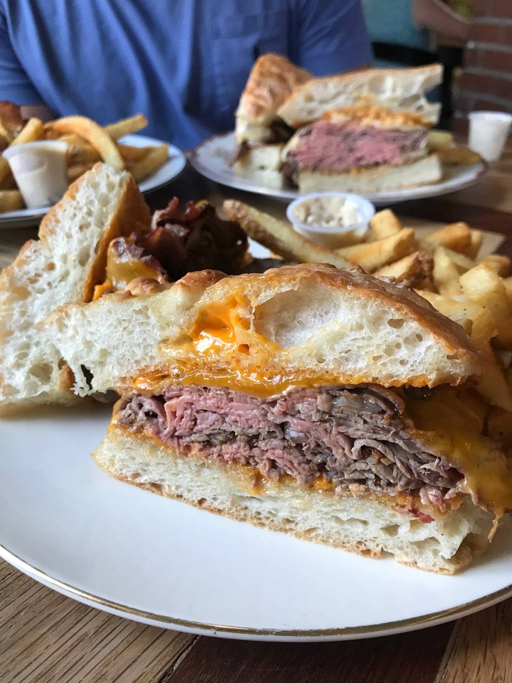 Pendulum Fine Meats | restaurant | 820 Shirley Ave, Norfolk, VA 23517, USA | 7579626990 OR +1 757-962-6990