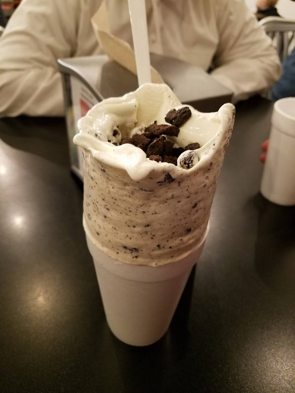 Burly Burger | restaurant | 2572 E South Weber Dr Suite 4, South Weber, UT 84405, USA | 8014797459 OR +1 801-479-7459