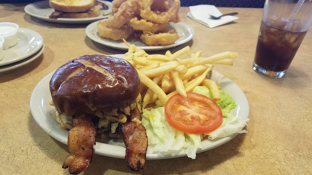 Rainbow Grill Hudsonville | restaurant | 4225 32nd Ave, Hudsonville, MI 49426, USA | 6168960033 OR +1 616-896-0033