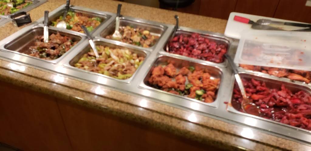 Golden Chopstix | restaurant | 18285 Collier Ave ste m, Lake Elsinore, CA 92530, USA | 9512455435 OR +1 951-245-5435