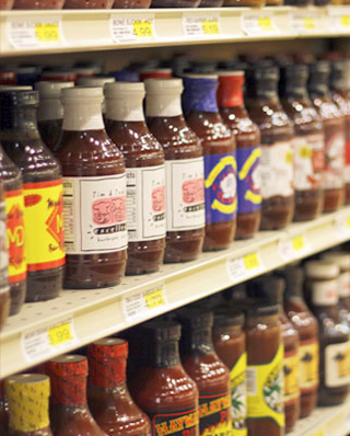 Fareway Meat Market & McGonigles KC BBQ | restaurant | 1307 W 79th St, Kansas City, MO 64114, USA | 8164444720 OR +1 816-444-4720