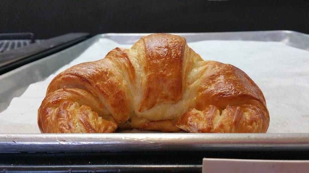 La Tartine French Bistro Cafe | restaurant | 1420 Kelly Johnson Blvd, Colorado Springs, CO 80920, USA | 7195985550 OR +1 719-598-5550