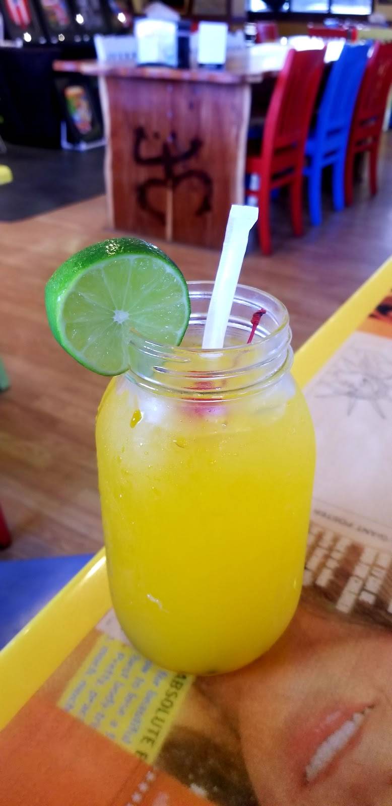 Willies Pinchos | restaurant | 1000 W Vine St, Kissimmee, FL 34741, USA | 4077852330 OR +1 407-785-2330