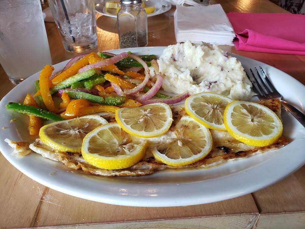 Harpers Restaurant & Brew Pub | restaurant | 131 Albert St, East Lansing, MI 48823, USA | 5173334040 OR +1 517-333-4040