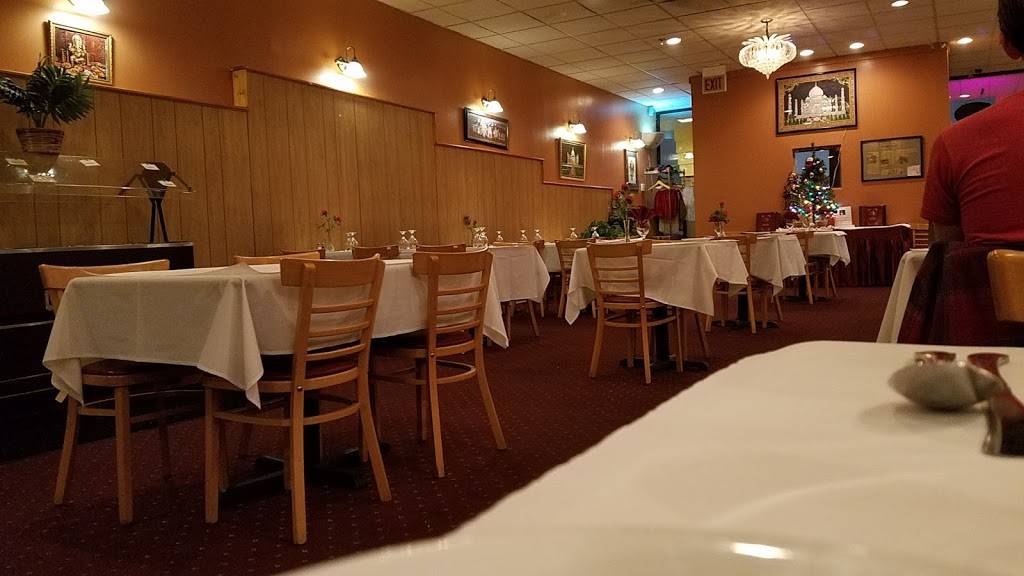 India Palace Restaurant | restaurant | 242 E Geneva Rd, Wheaton, IL 60187, USA | 6306818002 OR +1 630-681-8002