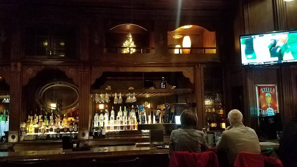 Fox Heights Pub & Grill | restaurant | 217 N Washington St, Green Bay, WI 54301, USA | 9208843277 OR +1 920-884-3277