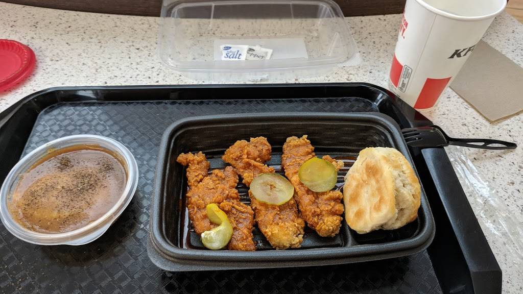 KFC | restaurant | 611 E 47th St S, Wichita, KS 67216, USA | 3165221402 OR +1 316-522-1402