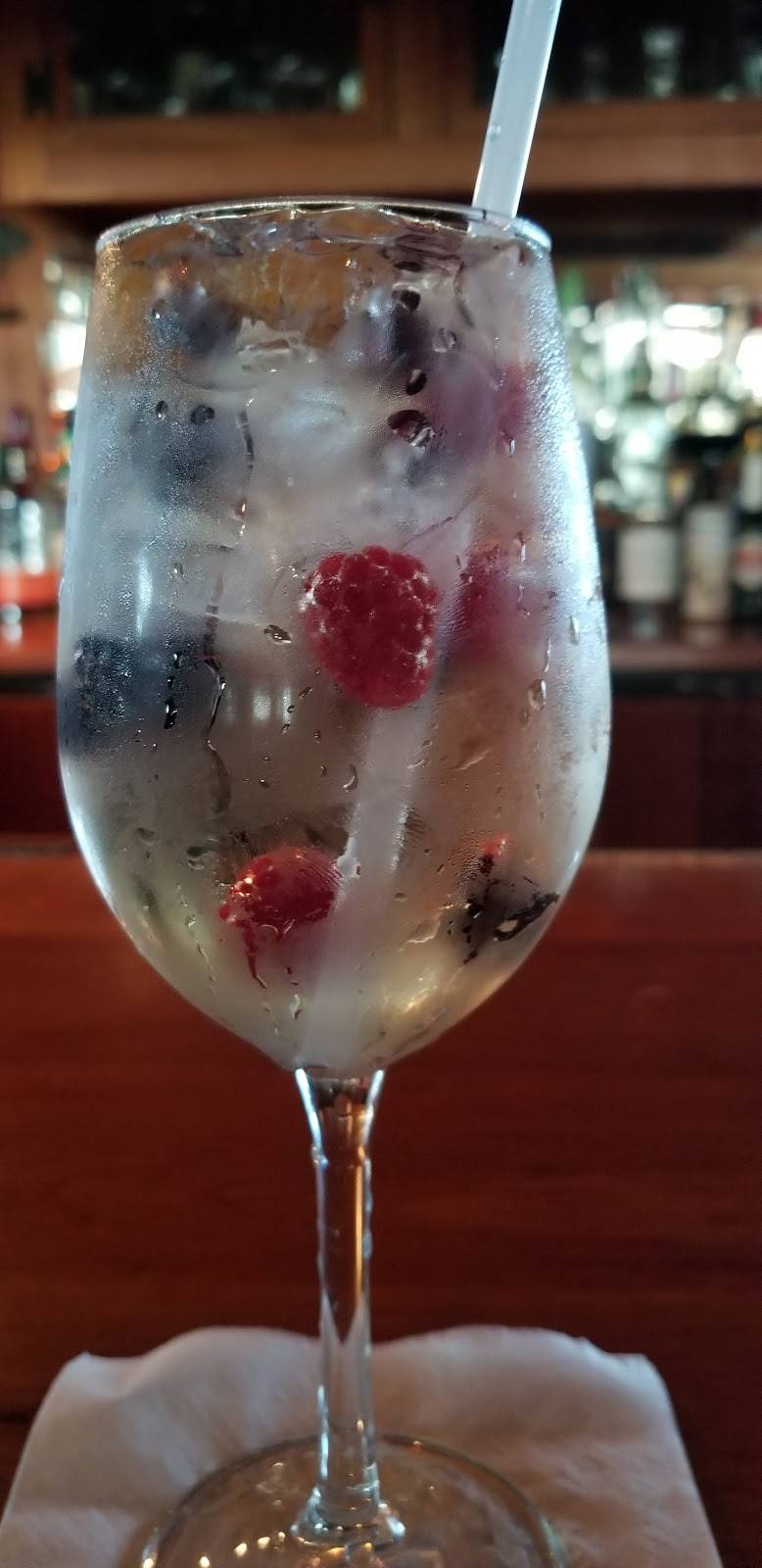 The 1820 House | restaurant | 1715 E Lake Rd, Skaneateles, NY 13152, USA | 3156732778 OR +1 315-673-2778