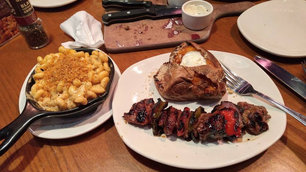 Outback Steakhouse | restaurant | 4520 E Towne Blvd, Madison, WI 53704, USA | 6082410851 OR +1 608-241-0851