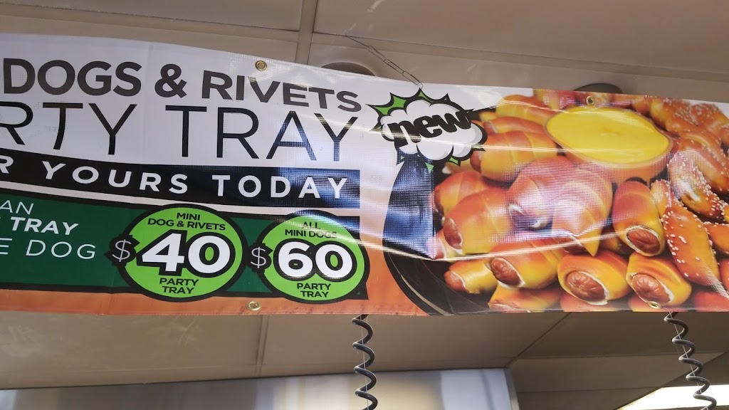 Philly Pretzel Factory | bakery | 555 2nd St Pike, Southampton, PA 18966, USA | 2153222766 OR +1 215-322-2766