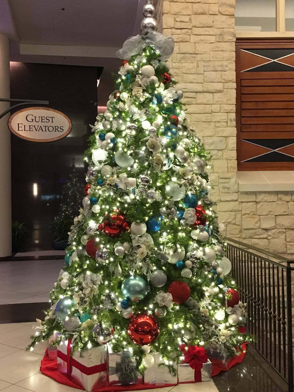 Crocketts Restaurant & Bar | restaurant | 5410 Lyndon B Johnson Fwy, Dallas, TX 75240, USA | 9727015160 OR +1 972-701-5160