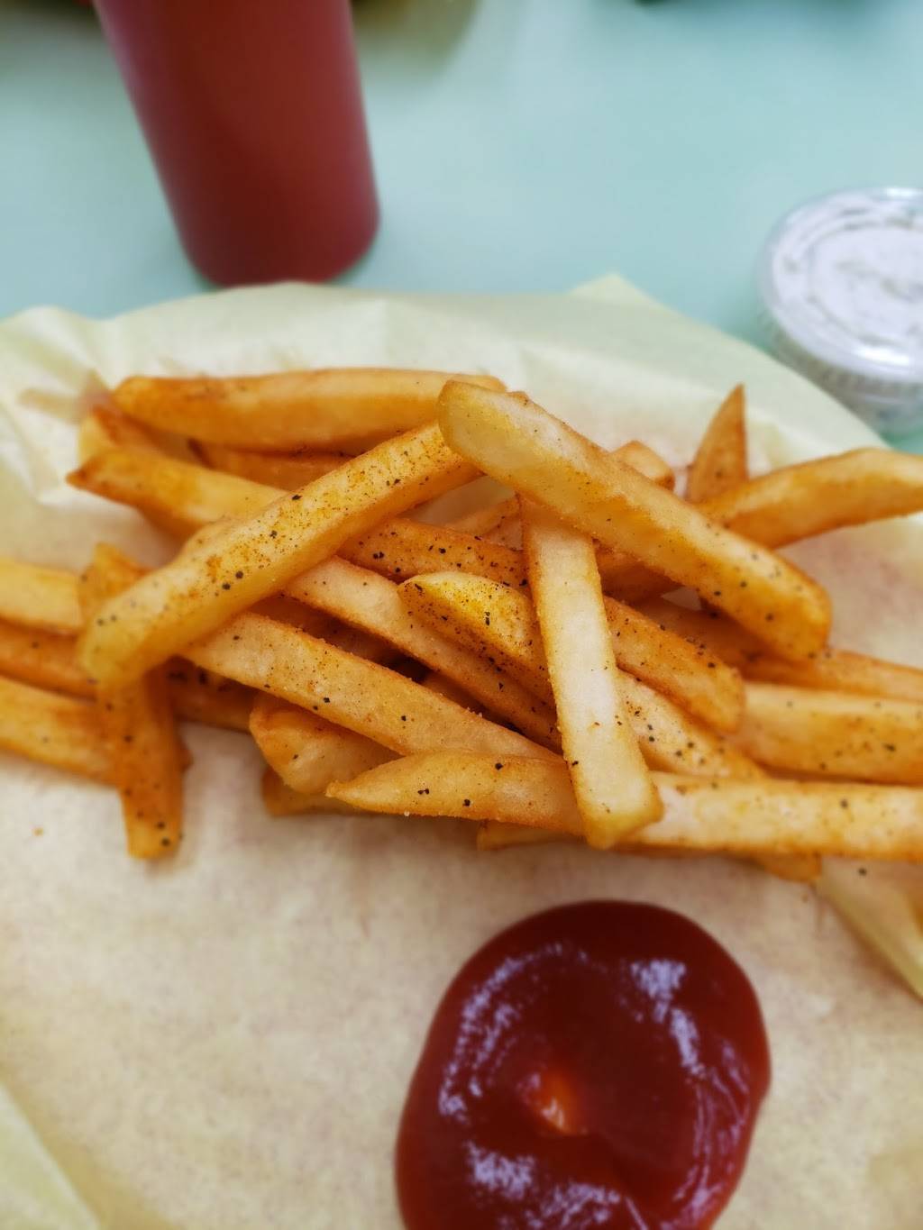 Munich Gyros | restaurant | 16948 E Shea Blvd, Fountain Hills, AZ 85268, USA | 4808163647 OR +1 480-816-3647