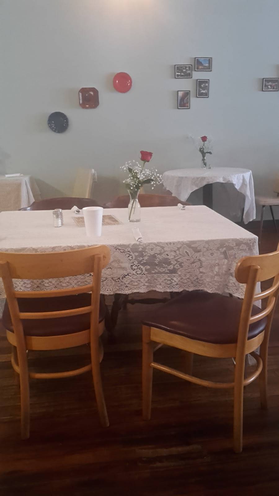 Sweet Tooth Cafe | cafe | 114 E Main St # 1, Rogersville, TN 37857, USA | 4239217400 OR +1 423-921-7400