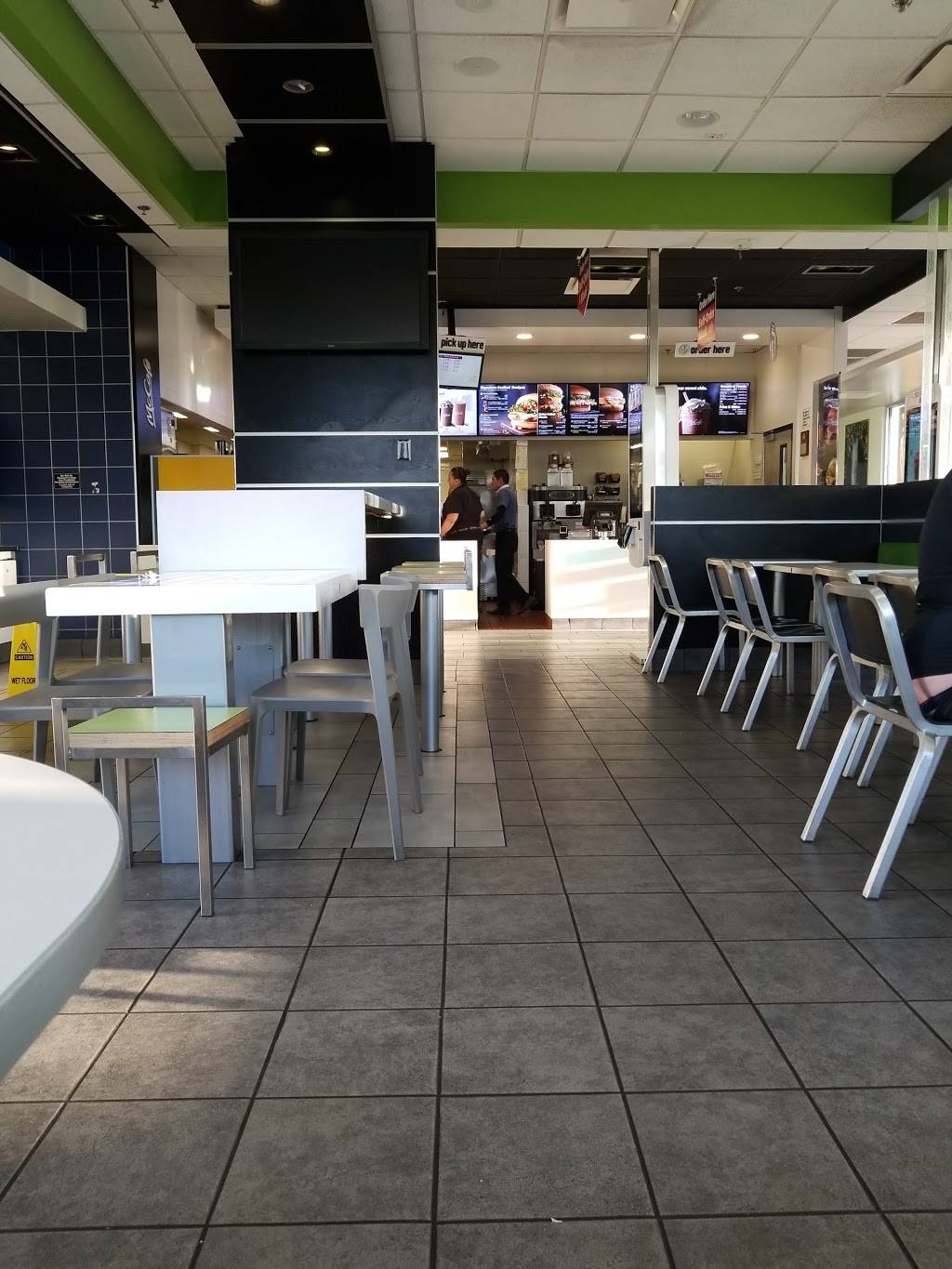 McDonalds | cafe | 1607 Panama Ln, Bakersfield, CA 93307, USA | 6618333866 OR +1 661-833-3866