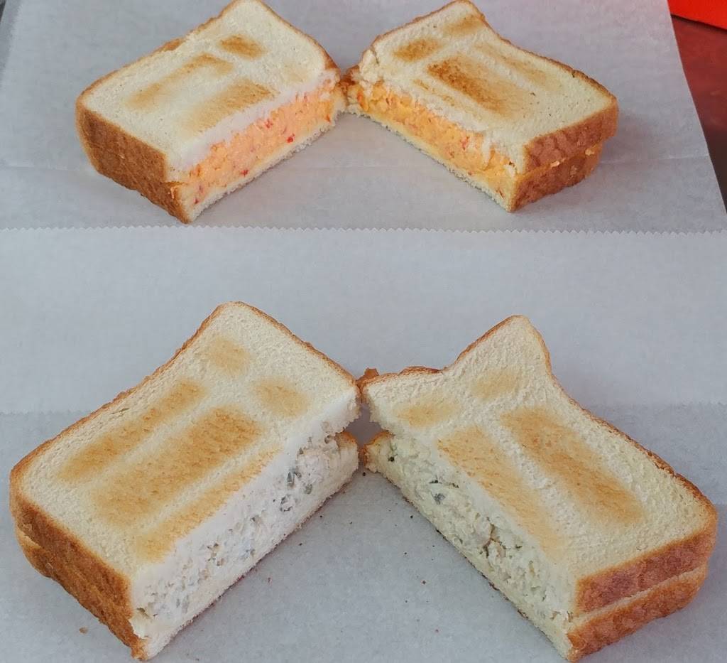 Kearneys Drive-In | restaurant | 2953, 505 Southbound St, Lexington, NC 27292, USA | 3362498227 OR +1 336-249-8227