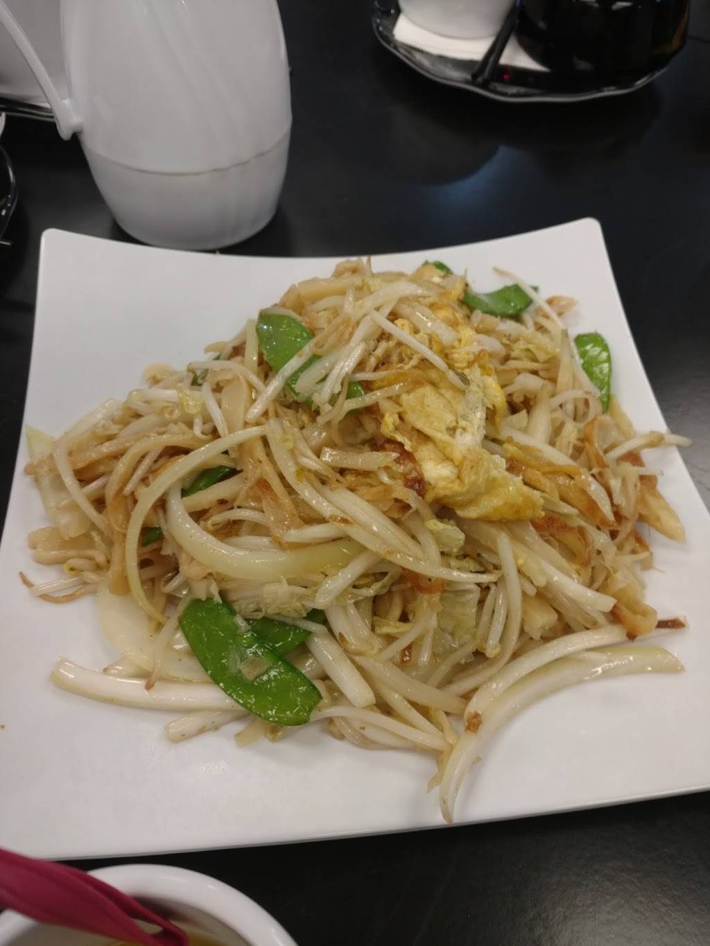 Lili Noodle | restaurant | 11732 Artesia Blvd, Artesia, CA 90701, USA | 5624029099 OR +1 562-402-9099