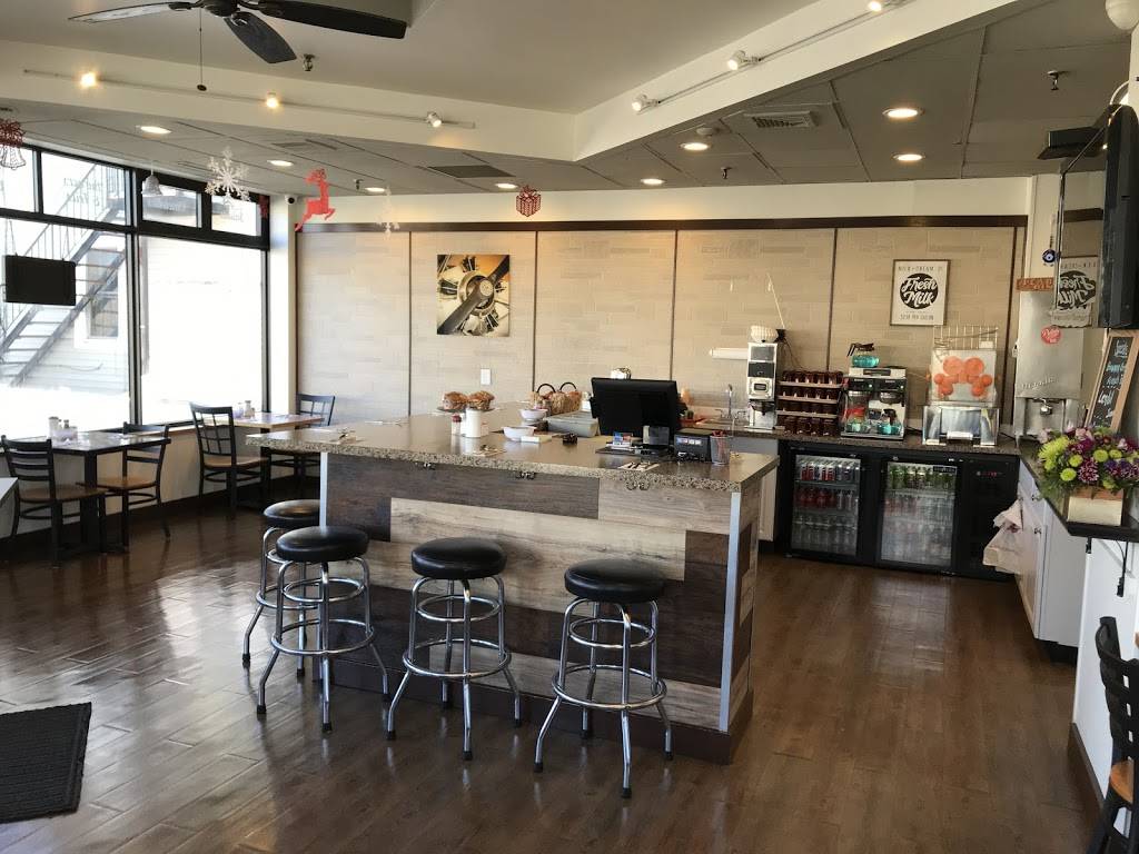 Peabody Diner | restaurant | 10 Margin St, Peabody, MA 01960, USA | 9788545800 OR +1 978-854-5800