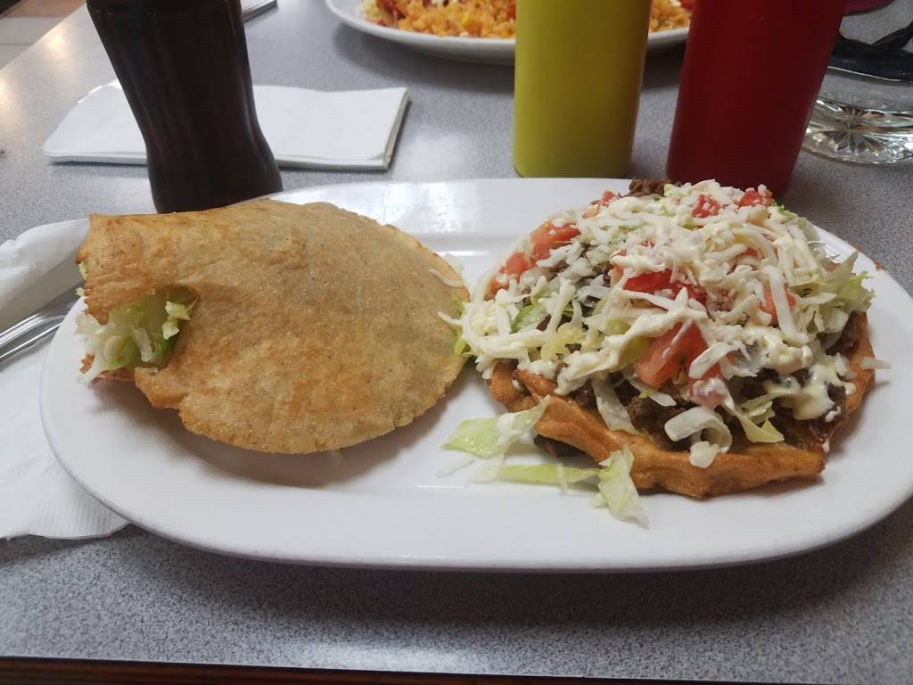 Taquería Sabor Queretano | restaurant | 4512 E Washington Ave #7, Madison, WI 53704, USA | 6082490877 OR +1 608-249-0877